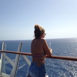 Meet your Posher, Tess